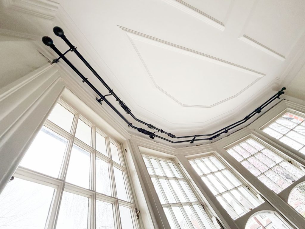 Double Pole